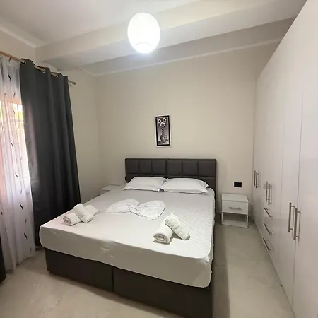 Vlora Apartment Διαμέρισμα *